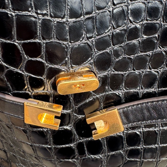 Tory Burch Lee Radziwill Croc-Embossed Leather Bag - Picture 3 of 15